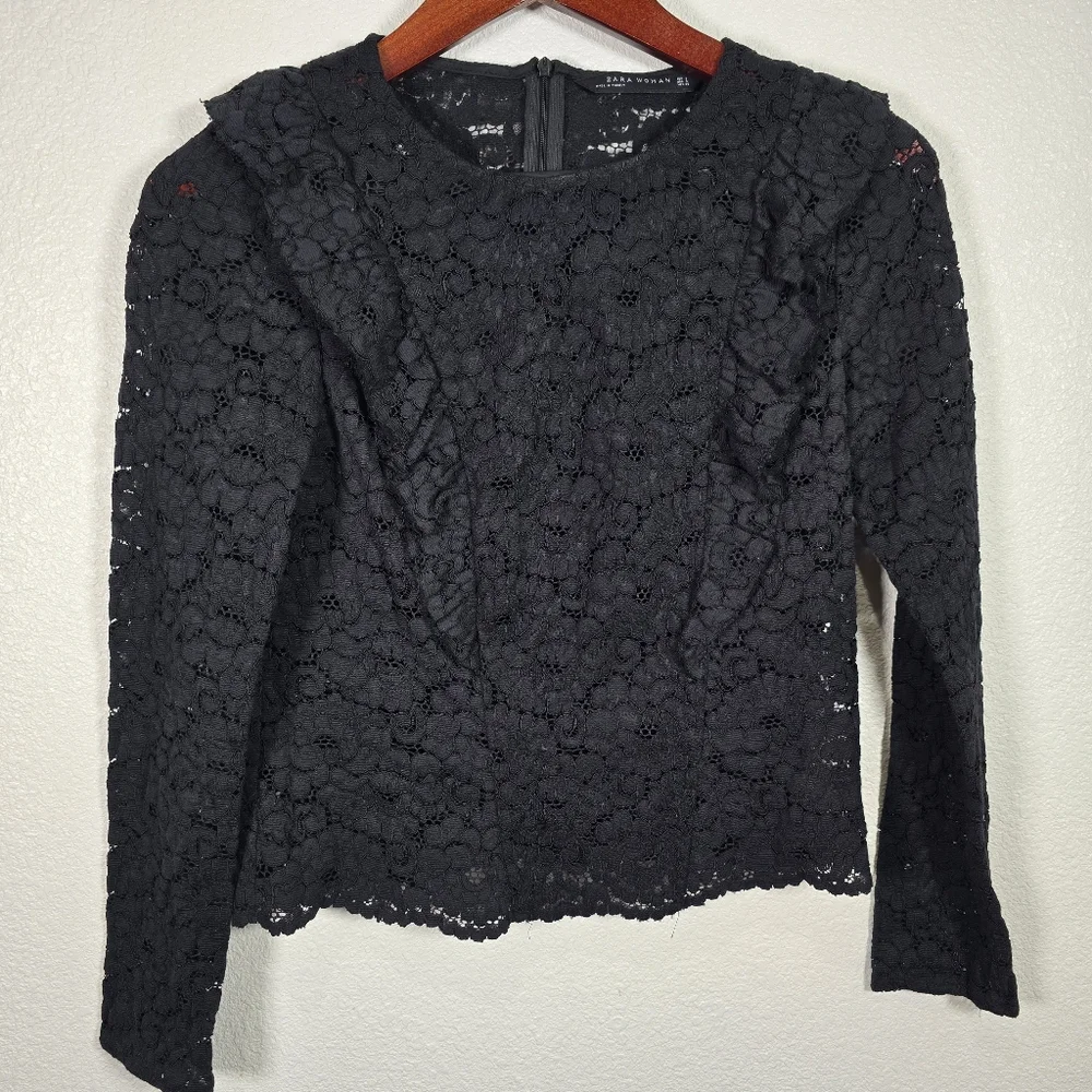 Zara‎ Women’s Black Lace Ruffled Long Sleeve Blouse Shirt Women’s Size Small
